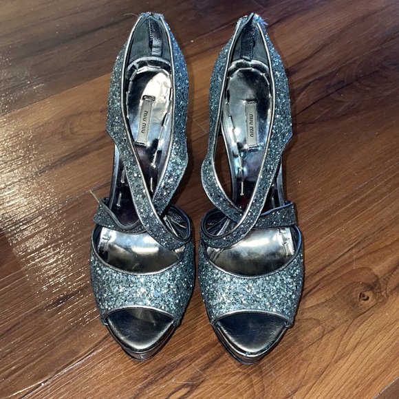 Miu Miu Glitter 2 Pumps - Picture 2 of 9
